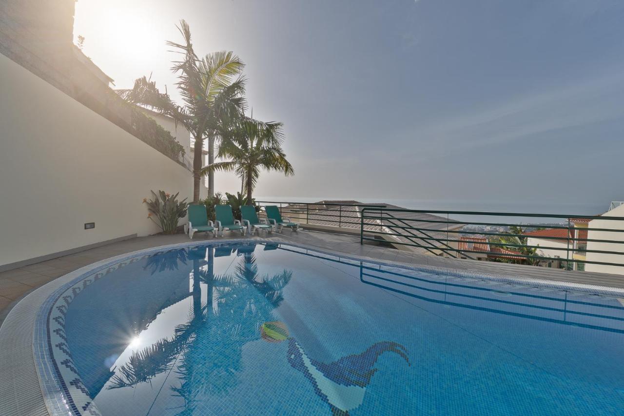 Charming Villa In Funchal Exteriör bild